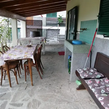 Apartment Il Nido Di Sofia E Gaia Carro